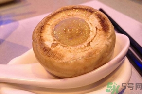 蘑菇和茄子能一起吃嗎？蘑菇和茄子一起吃會(huì)中毒嗎？