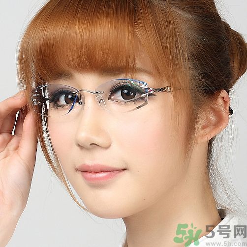 眼睛近視越來越嚴重 怎么樣才能恢復視力呢？