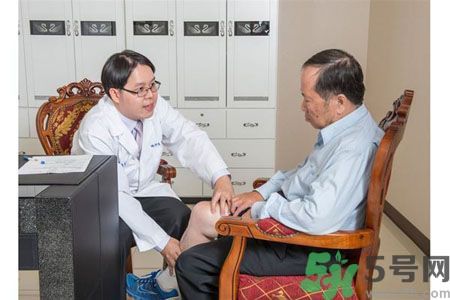 膝蓋痛怎么辦？膝蓋痛如何治療好？