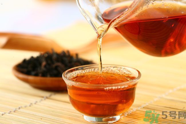 春天喝紅茶好不好？春天喝紅茶還是喝綠茶好呢？