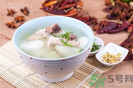 孕婦水腫怎么消除？孕婦水腫喝冬瓜排骨湯有效果嗎？