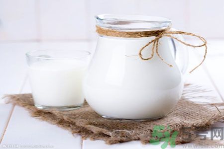 牛奶那個(gè)牌子好？牛奶可以加熱嗎？