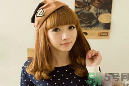 臉大的女生適合短發(fā)嗎？臉大的女生適合什么發(fā)型？
