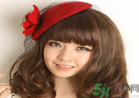 臉大的女生適合短發(fā)嗎？臉大的女生適合什么發(fā)型？