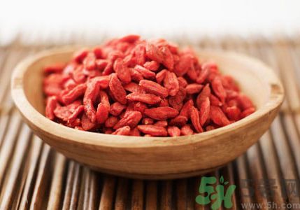 吃枸杞能治體虛嗎？怎么正確吃枸杞？
