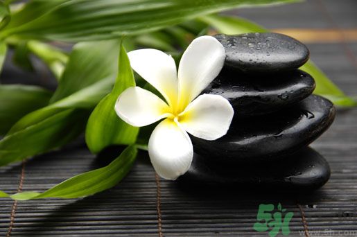 怎么知道體內(nèi)有濕氣？體內(nèi)有濕毒要怎么排出去？