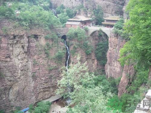 北京過山車懸掛高空 出門游玩注意事項(xiàng)有哪些？