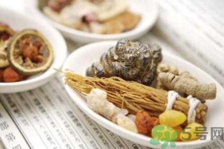 蕁麻疹會不會傳染？蕁麻疹怎么治才能好？