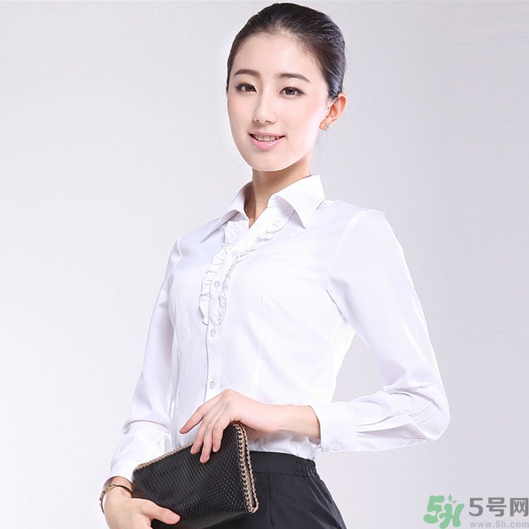 職場(chǎng)新人的入門公告有哪些？新人怎樣獲得同事的認(rèn)可？