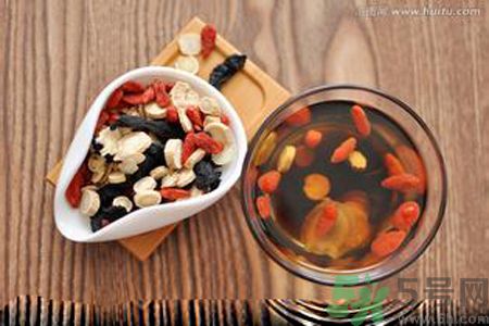 月經(jīng)有血塊是怎么回事？月經(jīng)有血塊怎么調(diào)理？