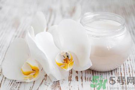 角質(zhì)層薄用什么護膚品？角質(zhì)層薄用什么洗面奶？