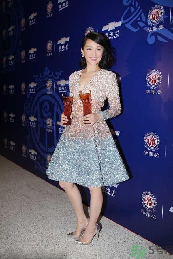 腿不夠長要穿什么？腿不夠長要穿它成就長腿！