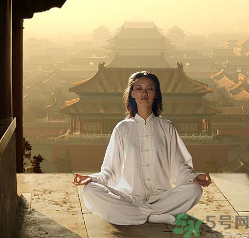 從身體特征看出你是否長壽？要長壽學(xué)要做這些？