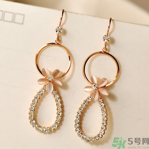 耳環(huán)適合臉型氣質(zhì)最重要？不同臉型適合什么耳環(huán)？