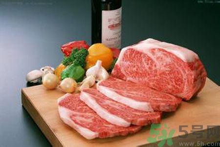 吃什么食物容易得腎結(jié)石？腎結(jié)石不能吃什么？