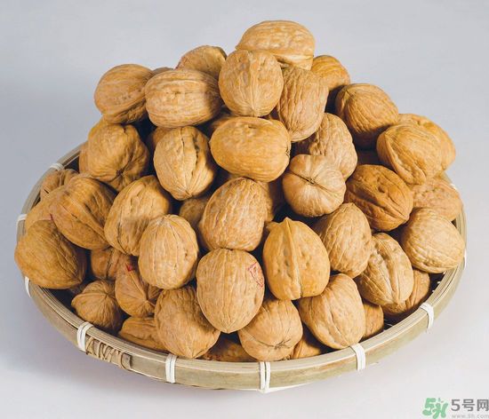 胡桃可以減肥嗎？吃胡桃有什么好處？