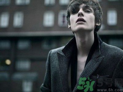 讓妻子最易出軌8種男人你知道？女人要擦亮眼睛！