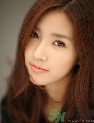 女生手腳冰涼是什么原因？手腳冰涼怎么調(diào)理？