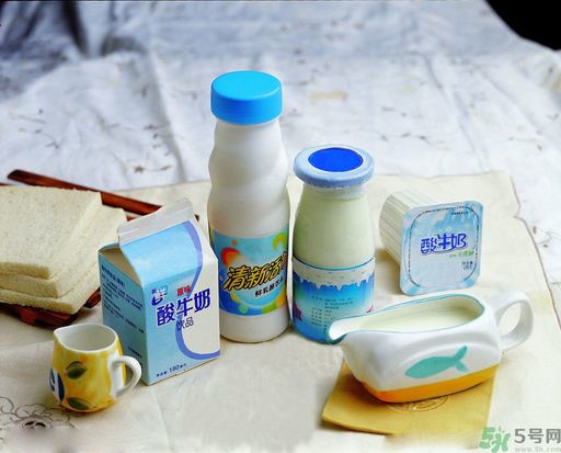 高血脂可以吃雞蛋嗎？高血脂可以喝牛奶嗎？