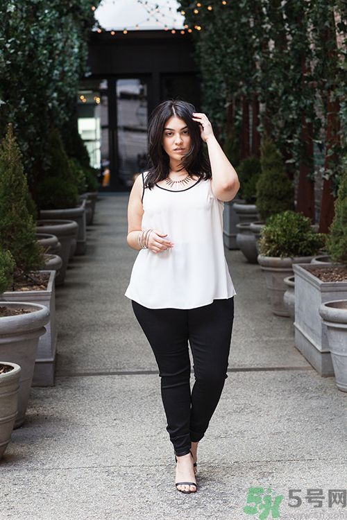 長得胖女生怎么穿衣服顯瘦？胖女孩穿什么褲子好？