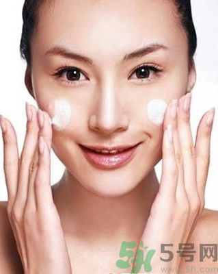 為什么會長痘痘？痘痘有哪幾種類型的？