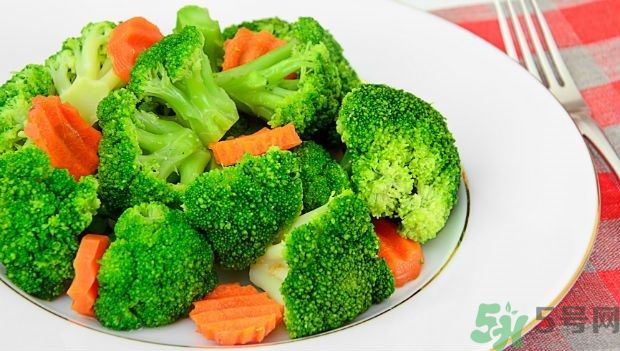 微波爐可以做青菜嗎？微波爐做青菜有營(yíng)養(yǎng)嗎？