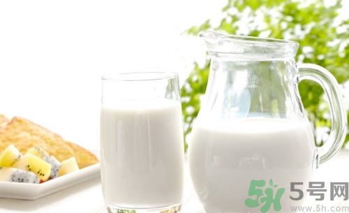 膽固醇高可以吃花生嗎？膽固醇高可以喝牛奶嗎？