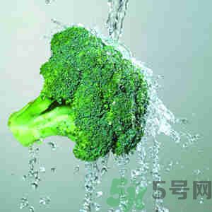 西藍(lán)花怎么才能洗干凈？西藍(lán)花要怎么切？