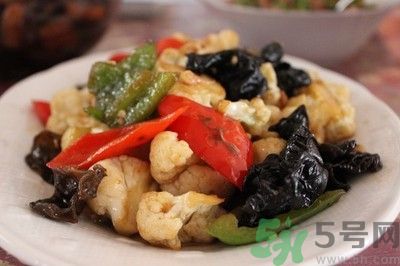 黑木耳怎么做好吃？黑木耳的家常做法？