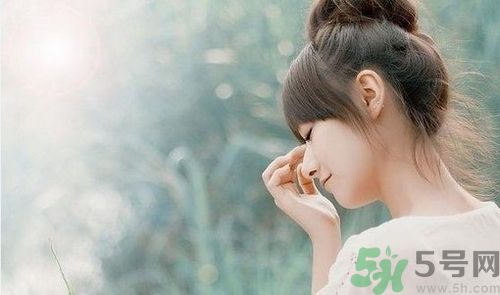 90后女孩癱瘓后出版25萬字 女人要怎樣生活最好？