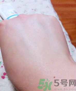 apieu防曬霜怎么樣？apieu防曬霜好用嗎？