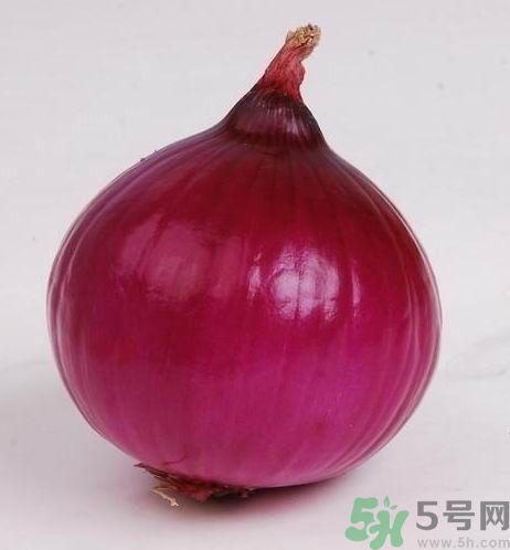 切洋蔥怎么才能流淚？切洋蔥10個(gè)妙招絕對(duì)不流淚！