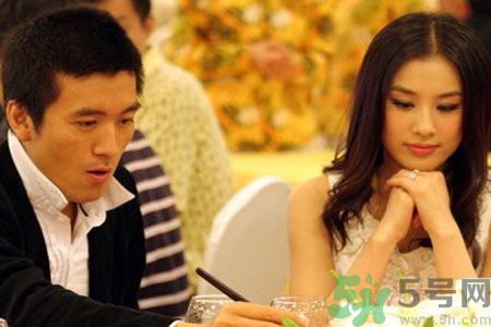黃圣依和楊子離婚了嗎？黃圣依和楊子什么關(guān)系？