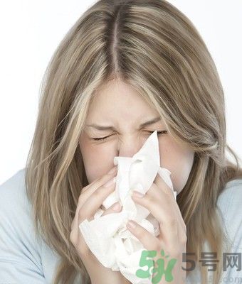 感冒了可以吃魚嗎？感冒吃魚有什么后果？