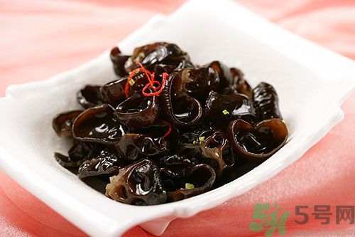 萵筍可以和木耳一起炒嗎？萵筍和木耳一起炒好嗎？