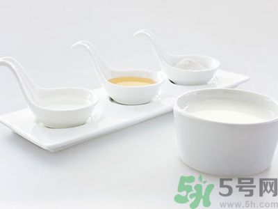 牛奶和酸奶哪個更加健康？牛奶和酸奶哪個更好？