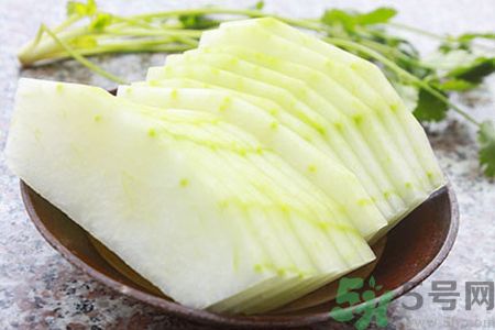 冬瓜可以去眼袋嗎？冬瓜怎么去眼袋？