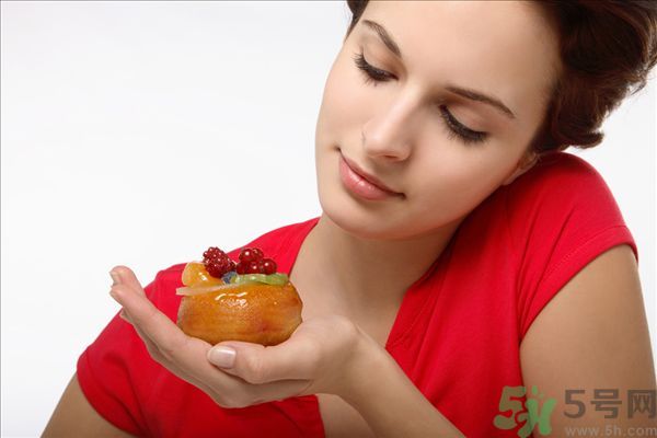 左撇子是天生還是遺傳的？左撇子是天生的嗎？