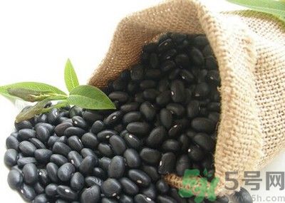 黑豆要泡多久才會(huì)軟？黑豆要越泡越久嗎？