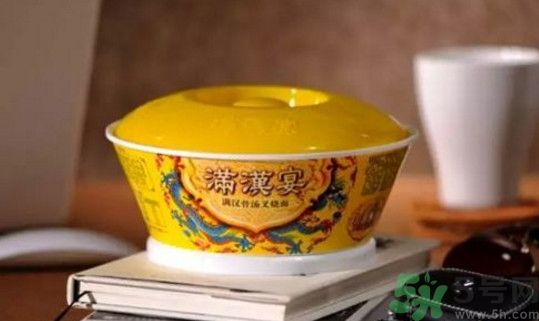 滿漢宴方便面多少錢(qián)一桶？滿漢宴方便面多少錢(qián)一箱？