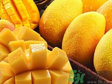芒果皮發(fā)黑還可以吃嗎？芒果長(zhǎng)黑斑吃了會(huì)怎么樣？