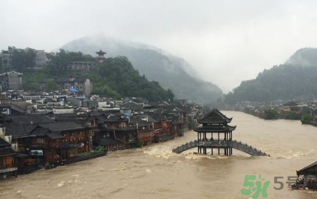 湖南為什么出現(xiàn)暴雨？湖南暴雨受災(zāi)嚴重情況？