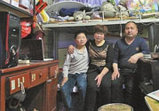 住窩棚夫婦倆十多年堅(jiān)守女兒失蹤路口 如何預(yù)防孩子走失？