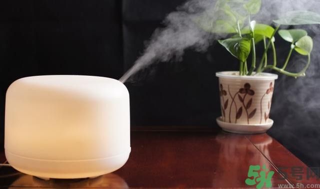 加濕器不適合什么人用？使用加濕器要注意些什么？
