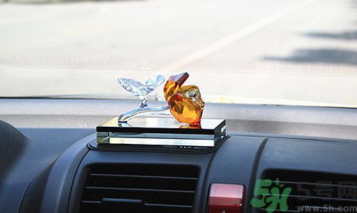 夏季可以使用車載香水嗎？車載香水有危險嗎？