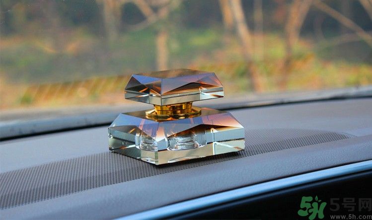 車載香水有毒嗎？如何挑選健康的車載香水？