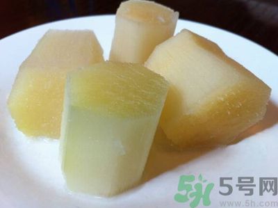 甘蔗中間發(fā)黑可以吃嗎？甘蔗中間發(fā)黑吃了好不好？