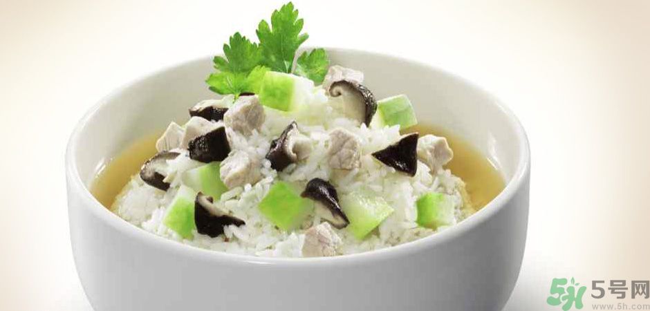 吃湯泡飯傷胃嗎？湯泡飯有什么危害？
