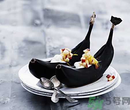 香蕉皮有黑點還能吃嗎？香蕉怎么保存不變黑？