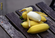 牛奶蕉可以和蘋(píng)果一起吃嗎？牛奶蕉和蘋(píng)果一起吃好嗎？